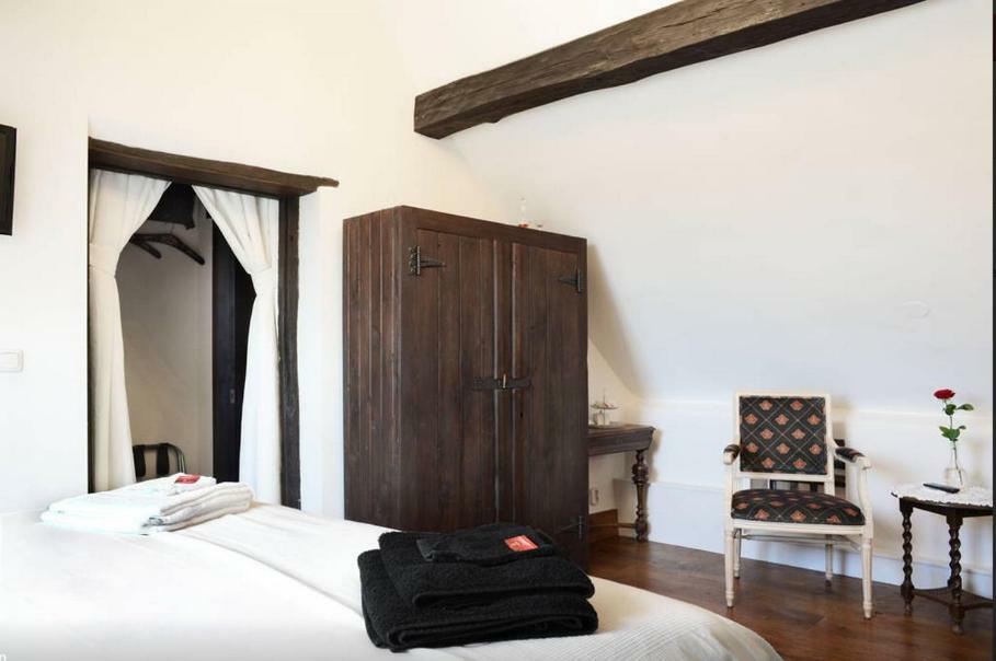 Artagnan Bed & Breakfast Маастрихт Екстериор снимка